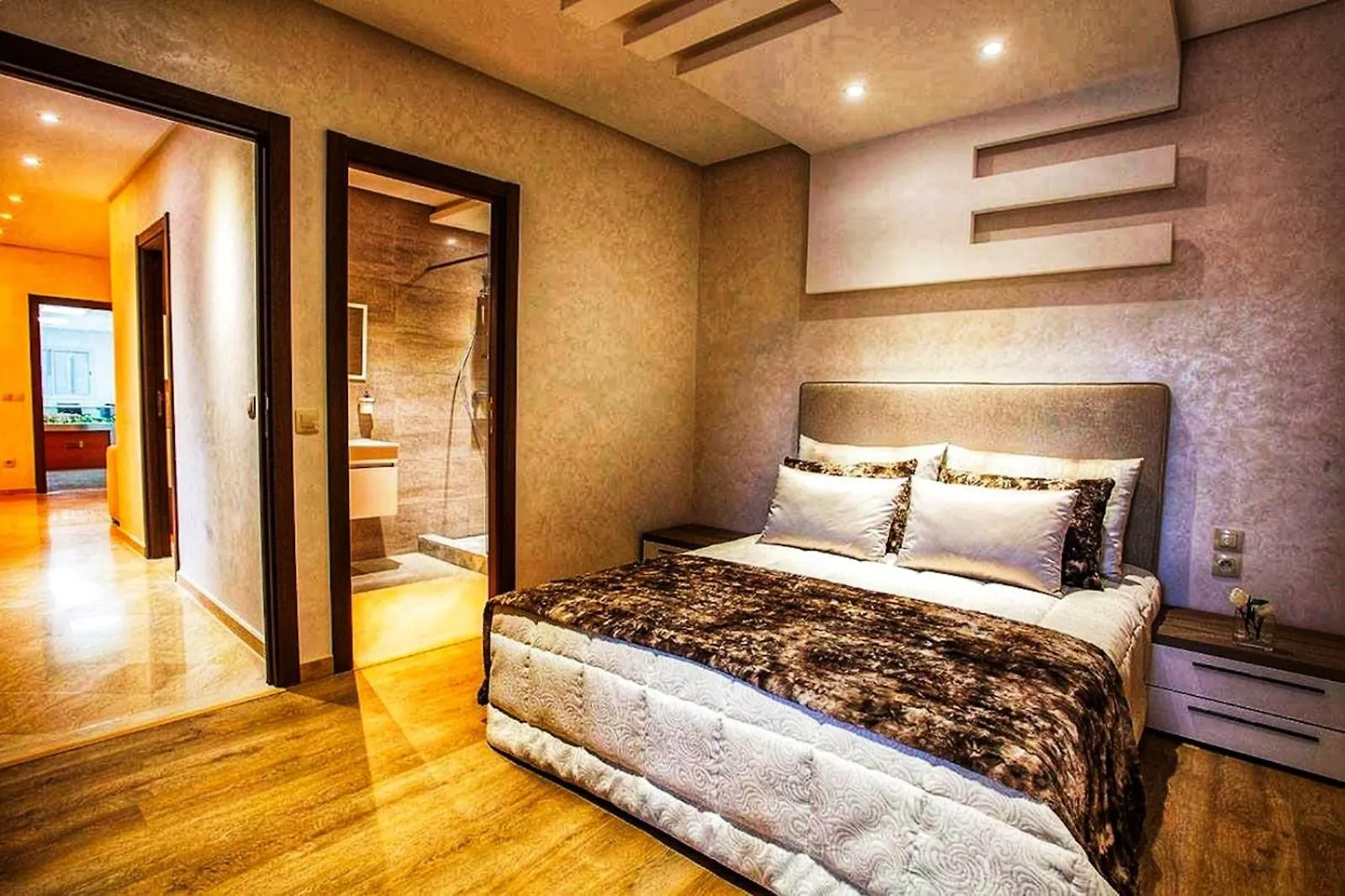 Appartement Deux Chambre Avec Piscine Couverte Марракеш Апартаменты
